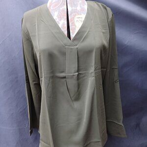 Army Green 3/4 Pullover Blouse Shirt Top  NWT